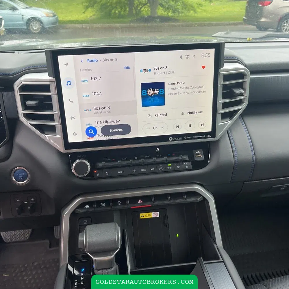 2024 Toyota Tundra Platinum HV