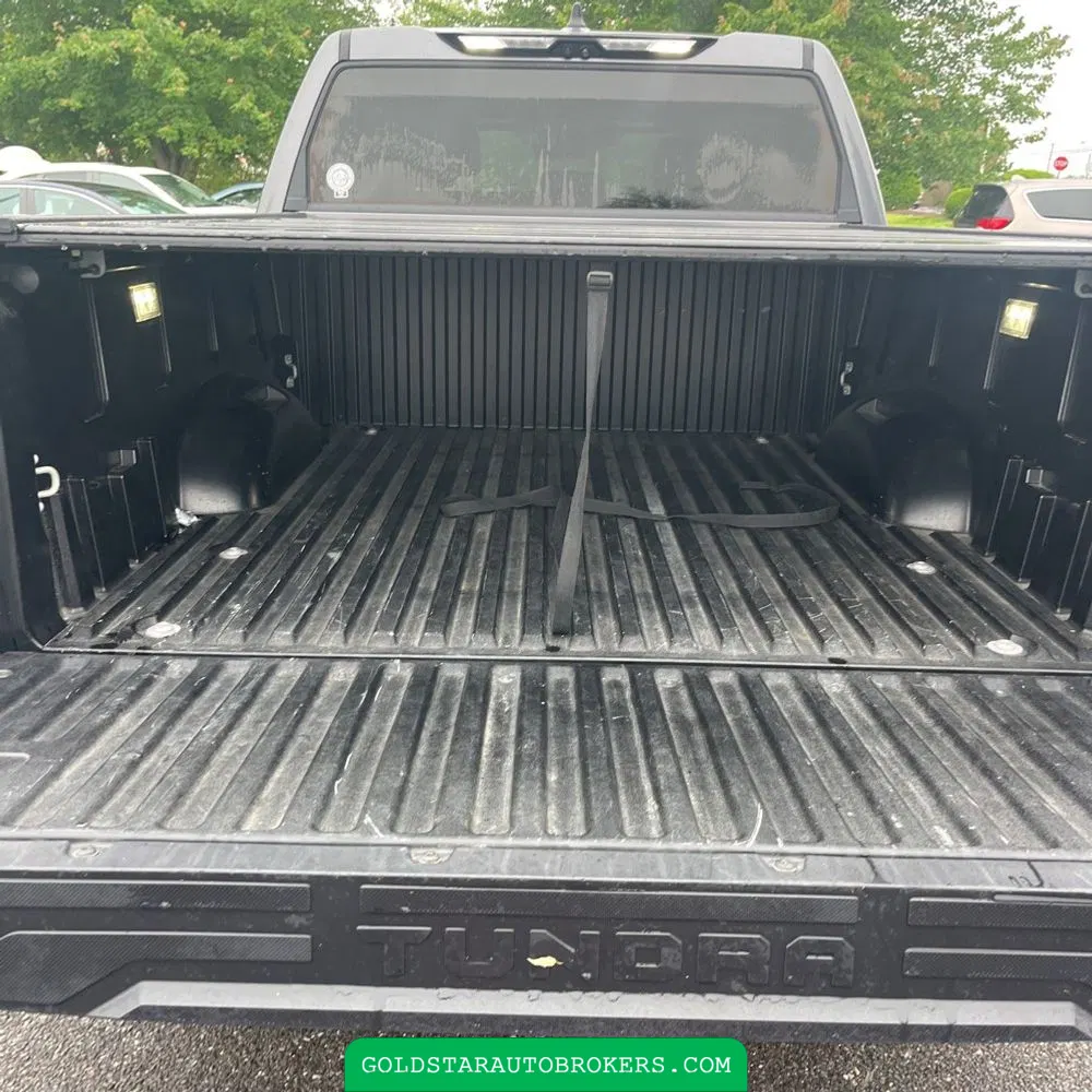 2024 Toyota Tundra Platinum HV