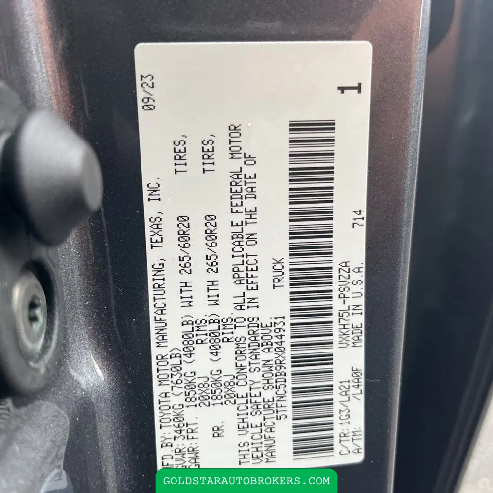 2024 Toyota Tundra Platinum HV