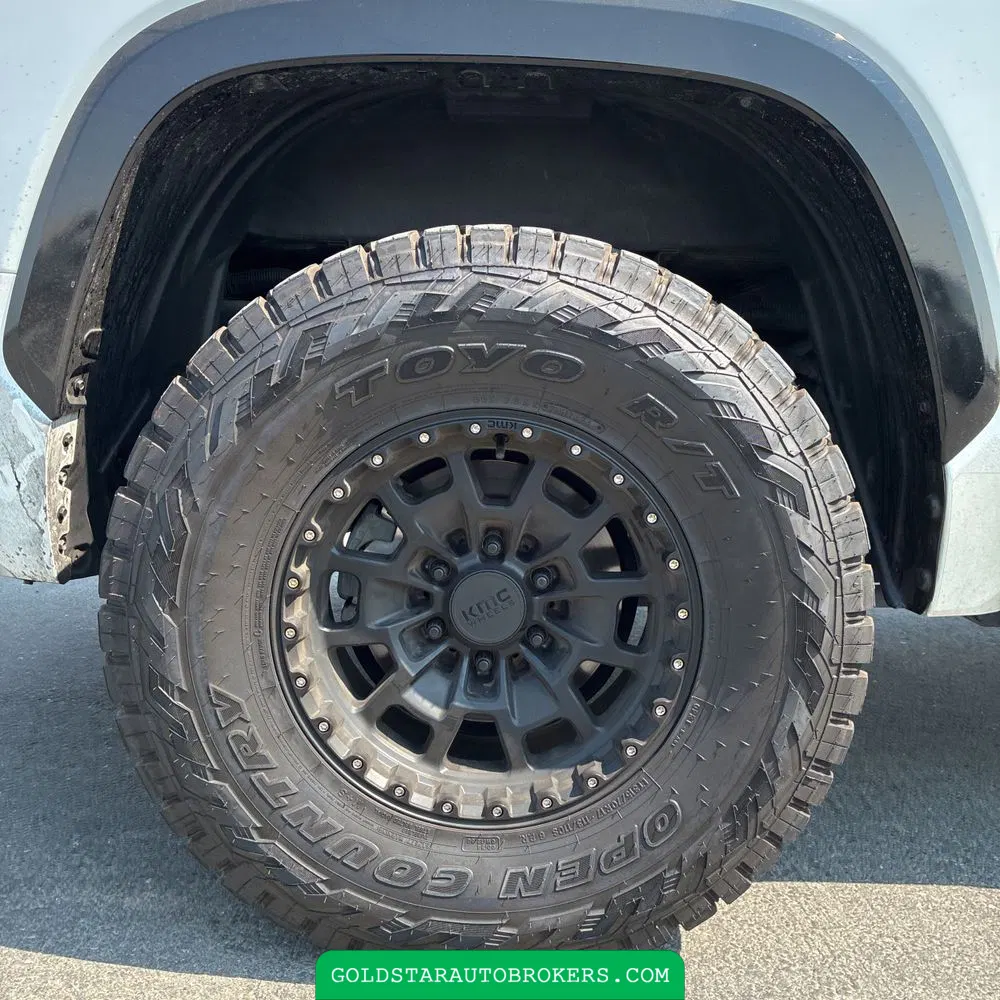 2022 Toyota Tundra Platinum HV
