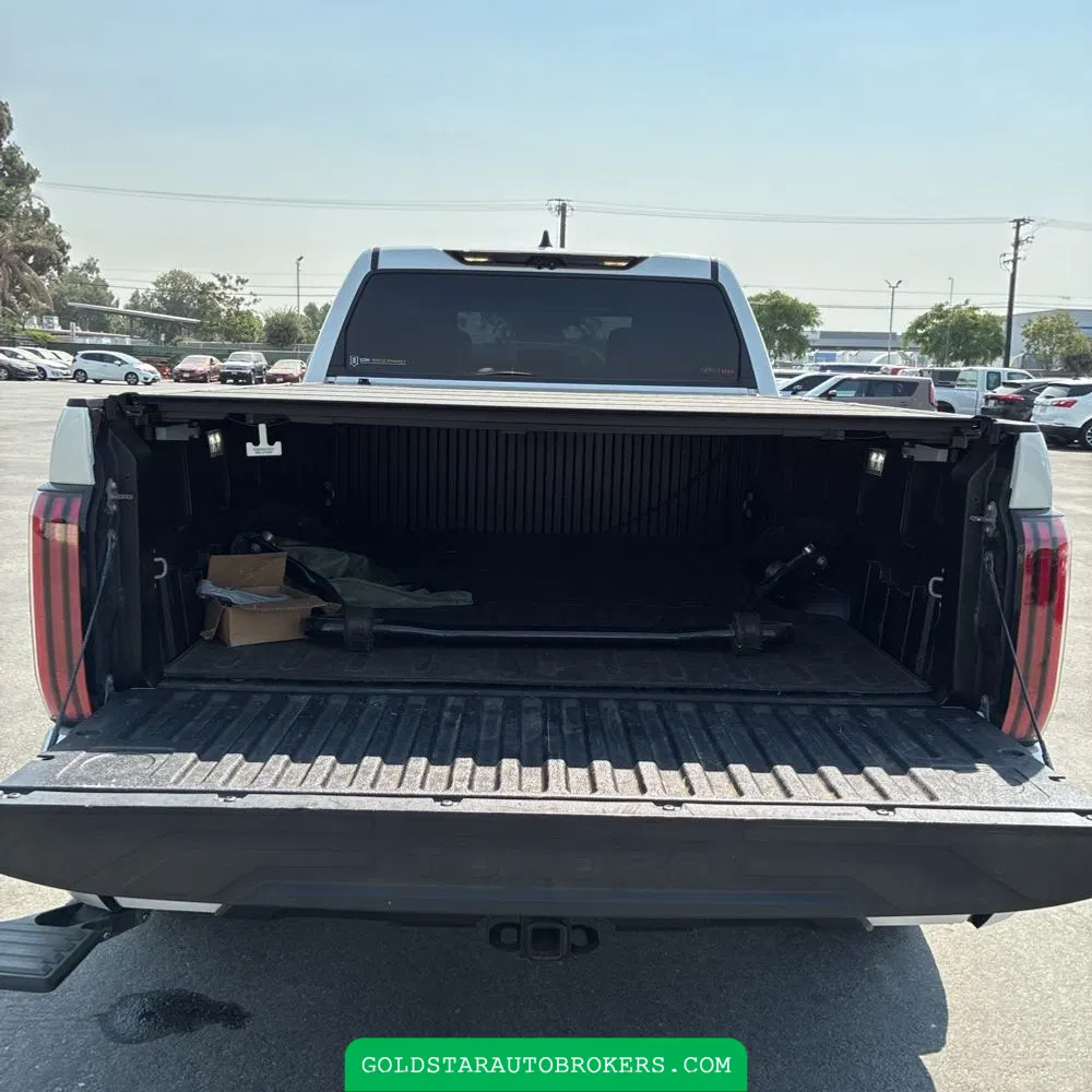 2022 Toyota Tundra Platinum HV
