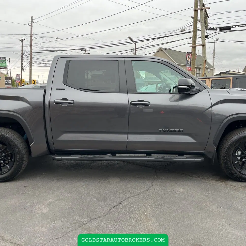 2024 Toyota Tundra Limited HV