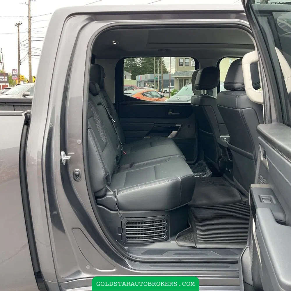 2024 Toyota Tundra Limited HV