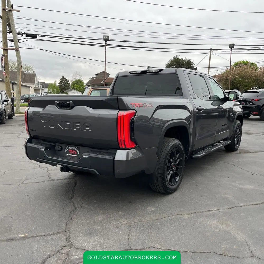 2024 Toyota Tundra Limited HV