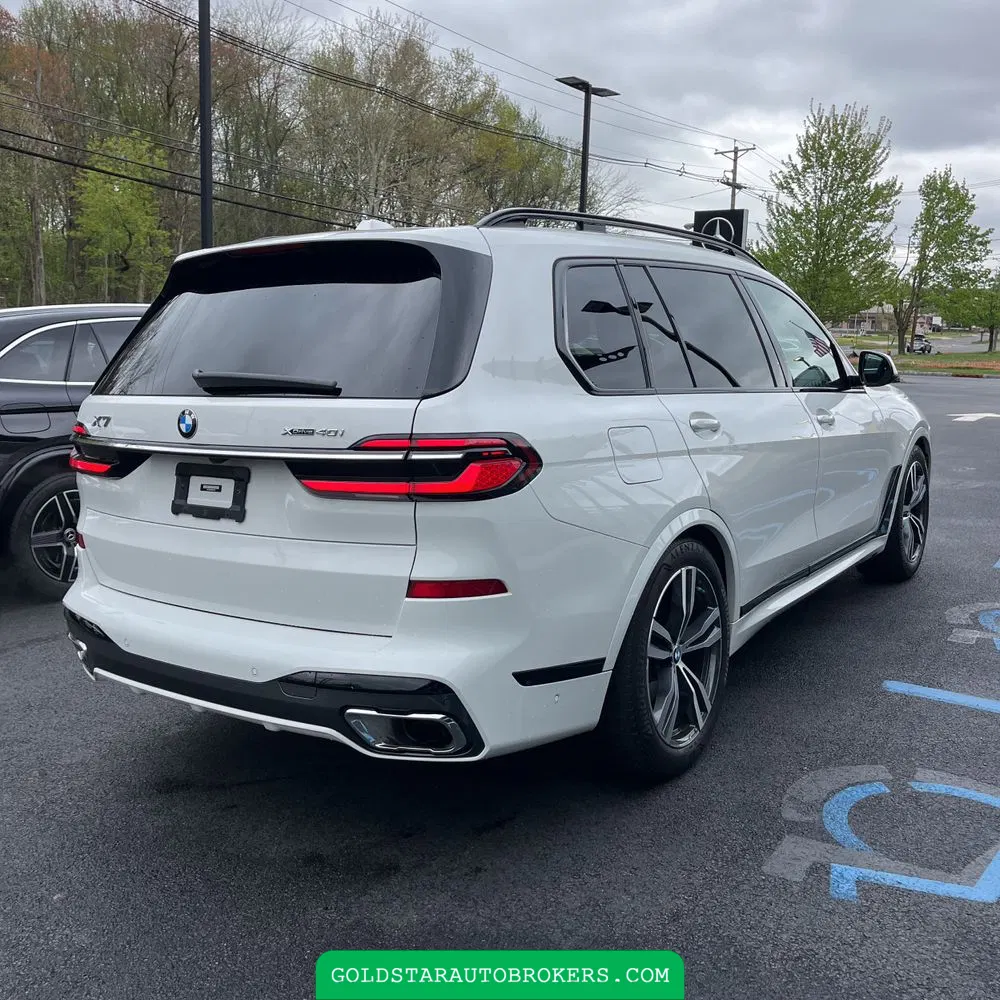 2024 BMW X7 xDrive40i