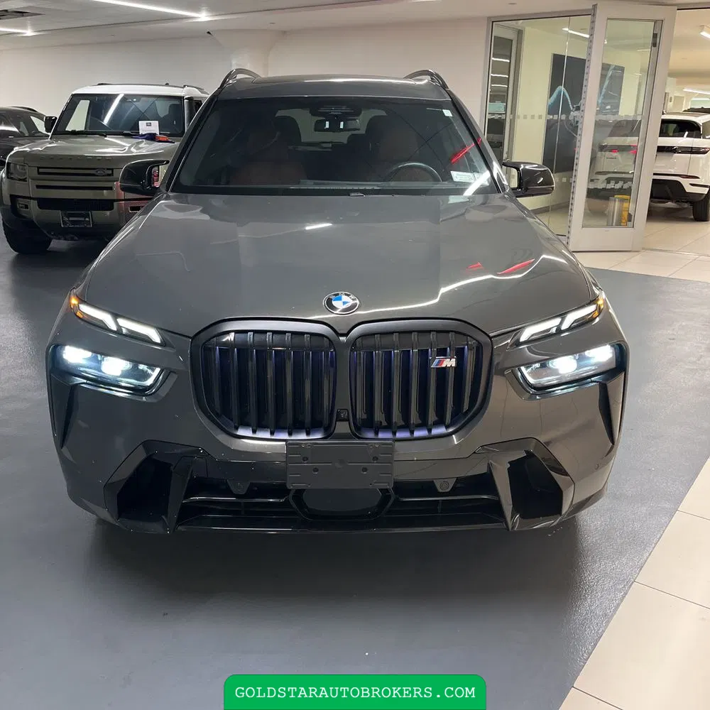 2025 BMW X7 M60i