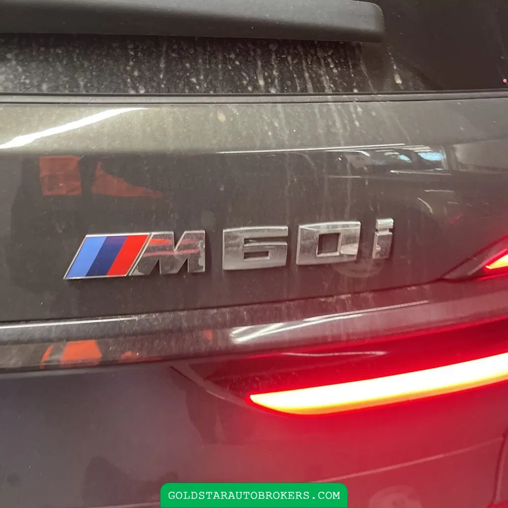 2025 BMW X7 M60i