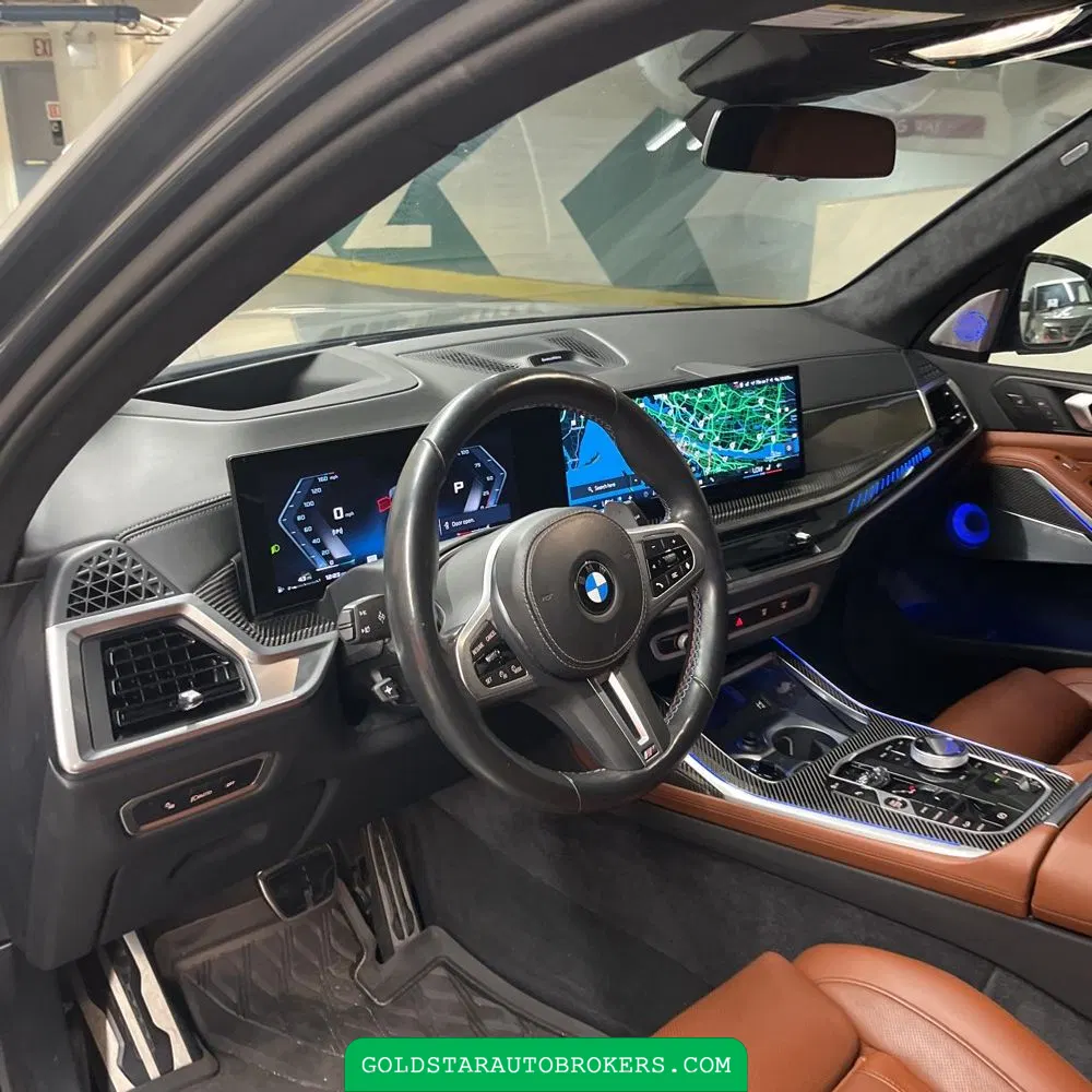 2025 BMW X7 M60i