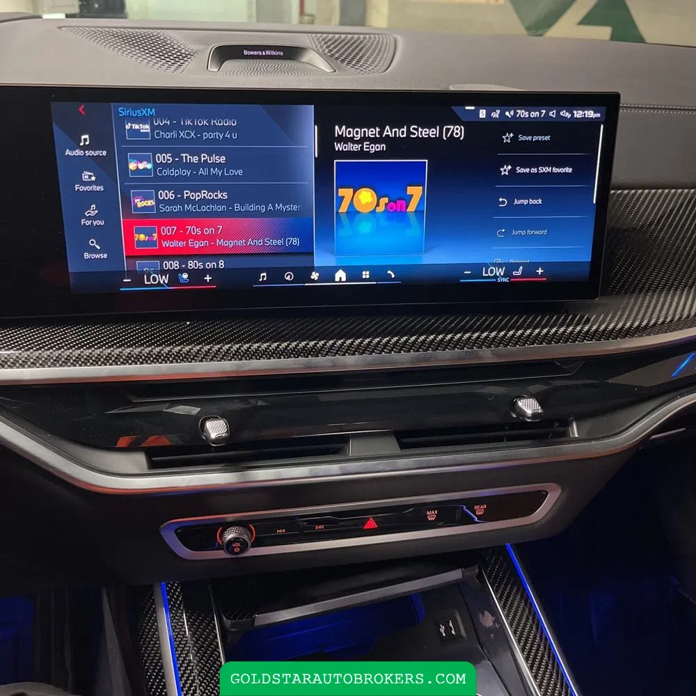 2025 BMW X7 M60i