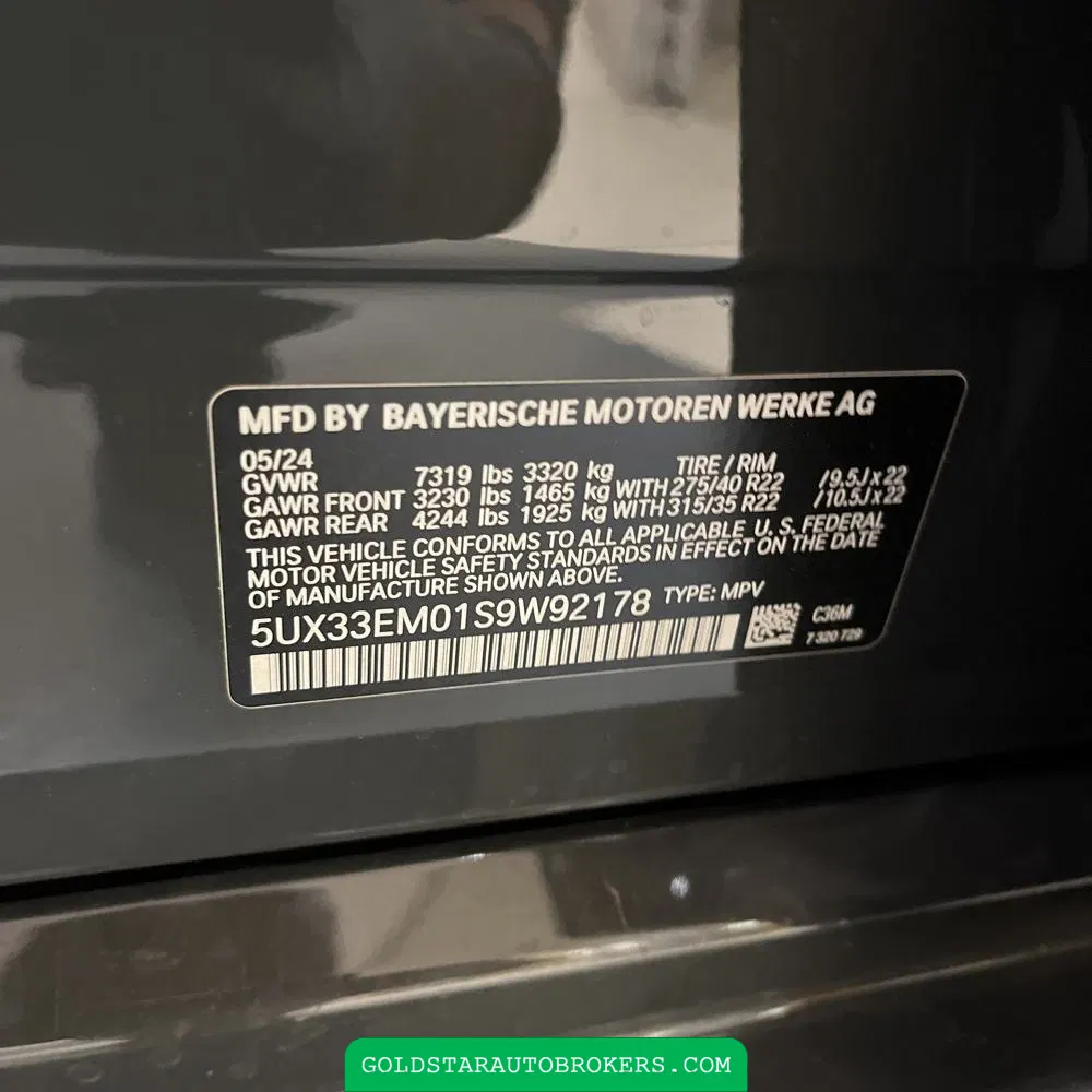 2025 BMW X7 M60i