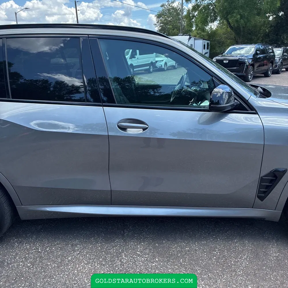 2024 BMW X5 M60i