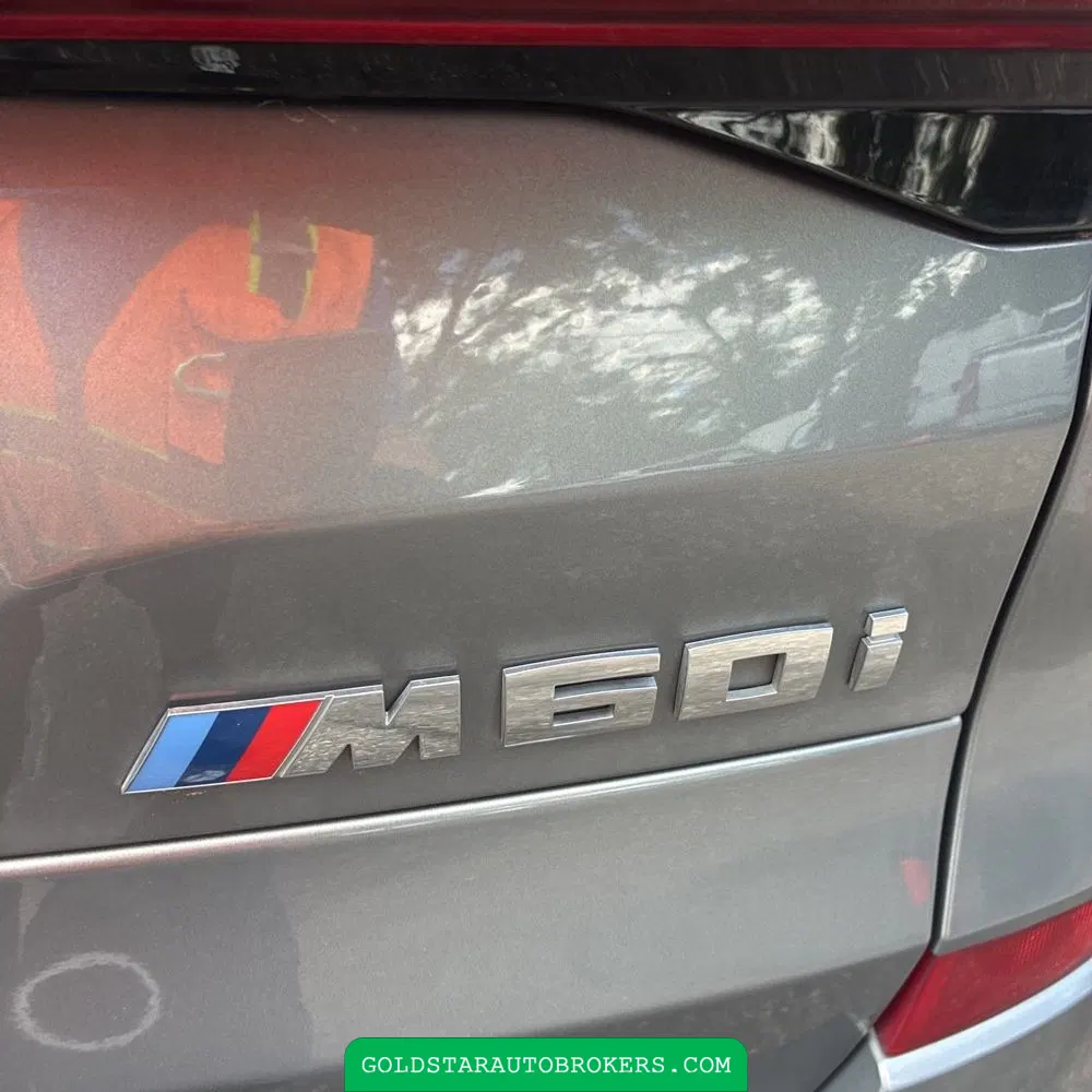 2024 BMW X5 M60i