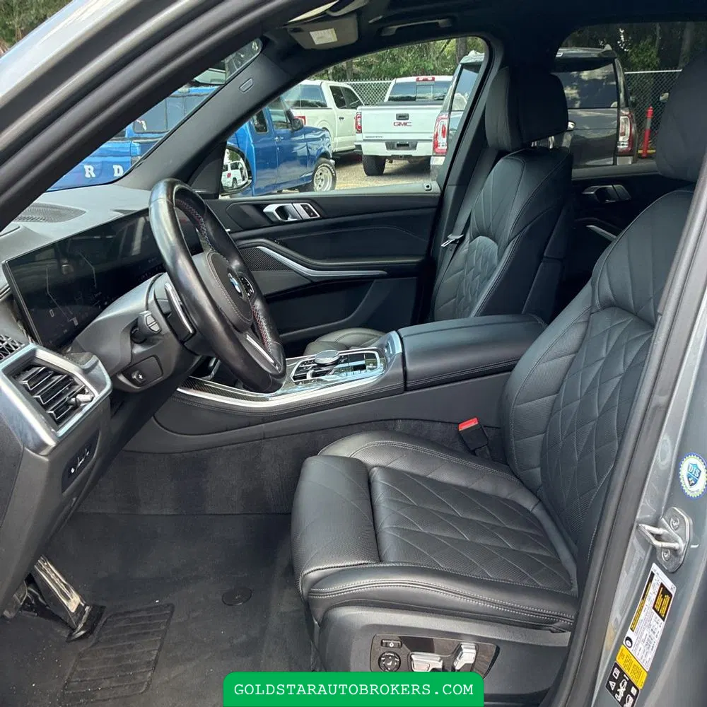 2024 BMW X5 M60i