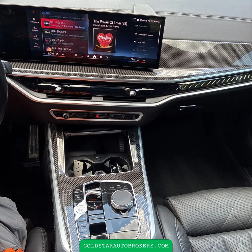 2024 BMW X5 M60i