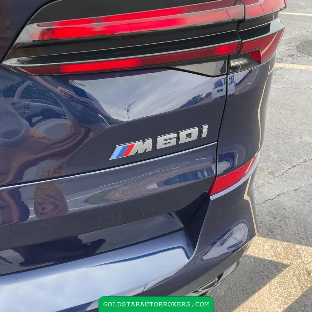 2024 BMW X5 M60i