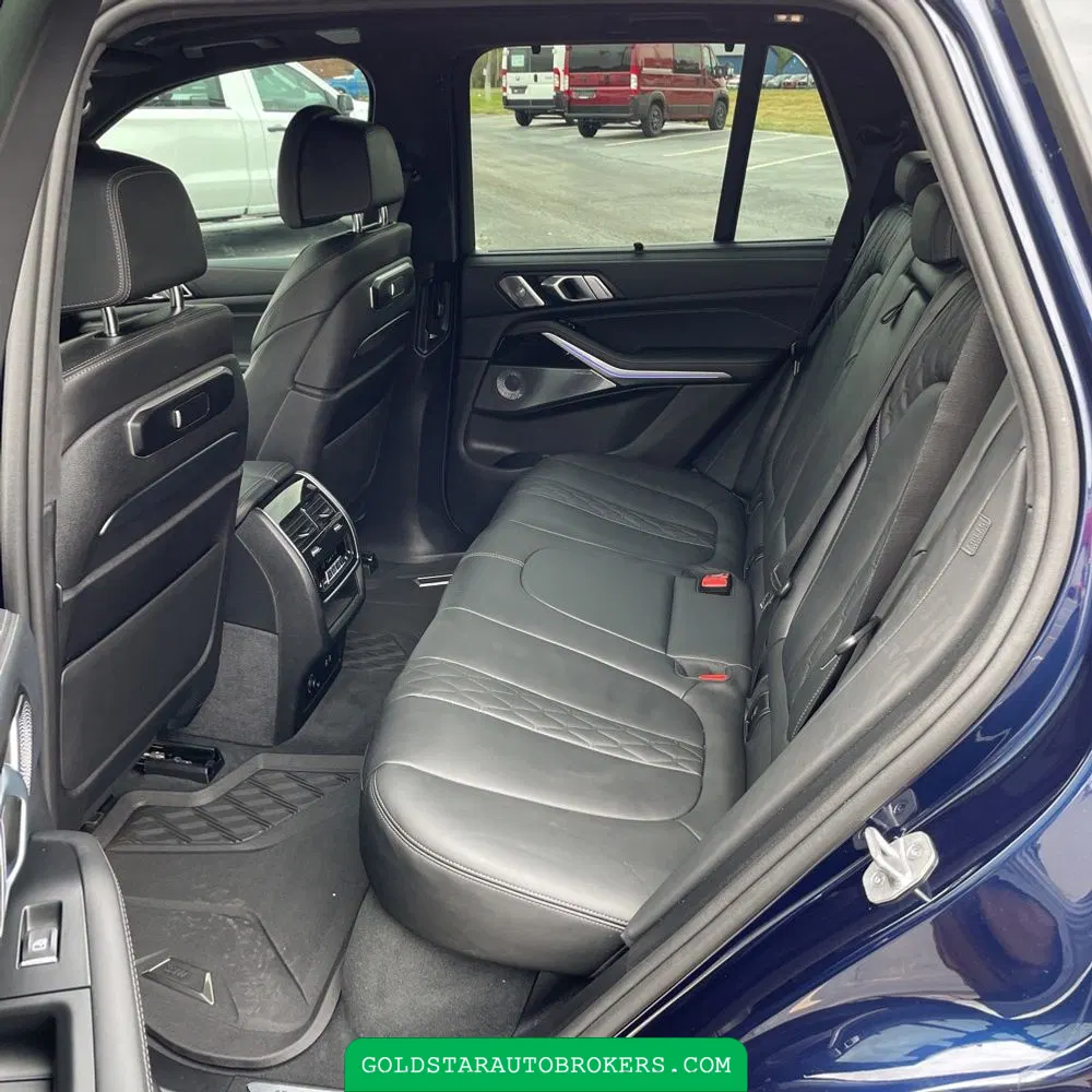 2024 BMW X5 M60i