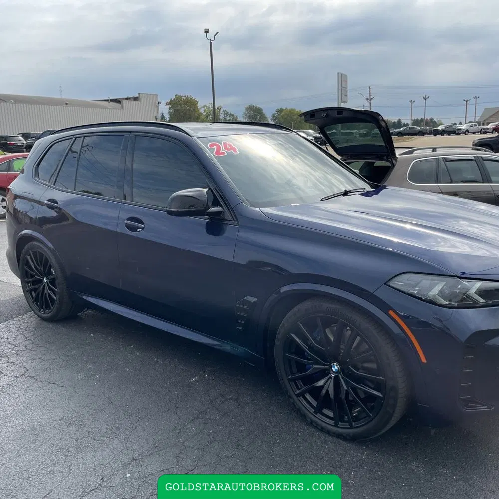 2024 BMW X5 M60i