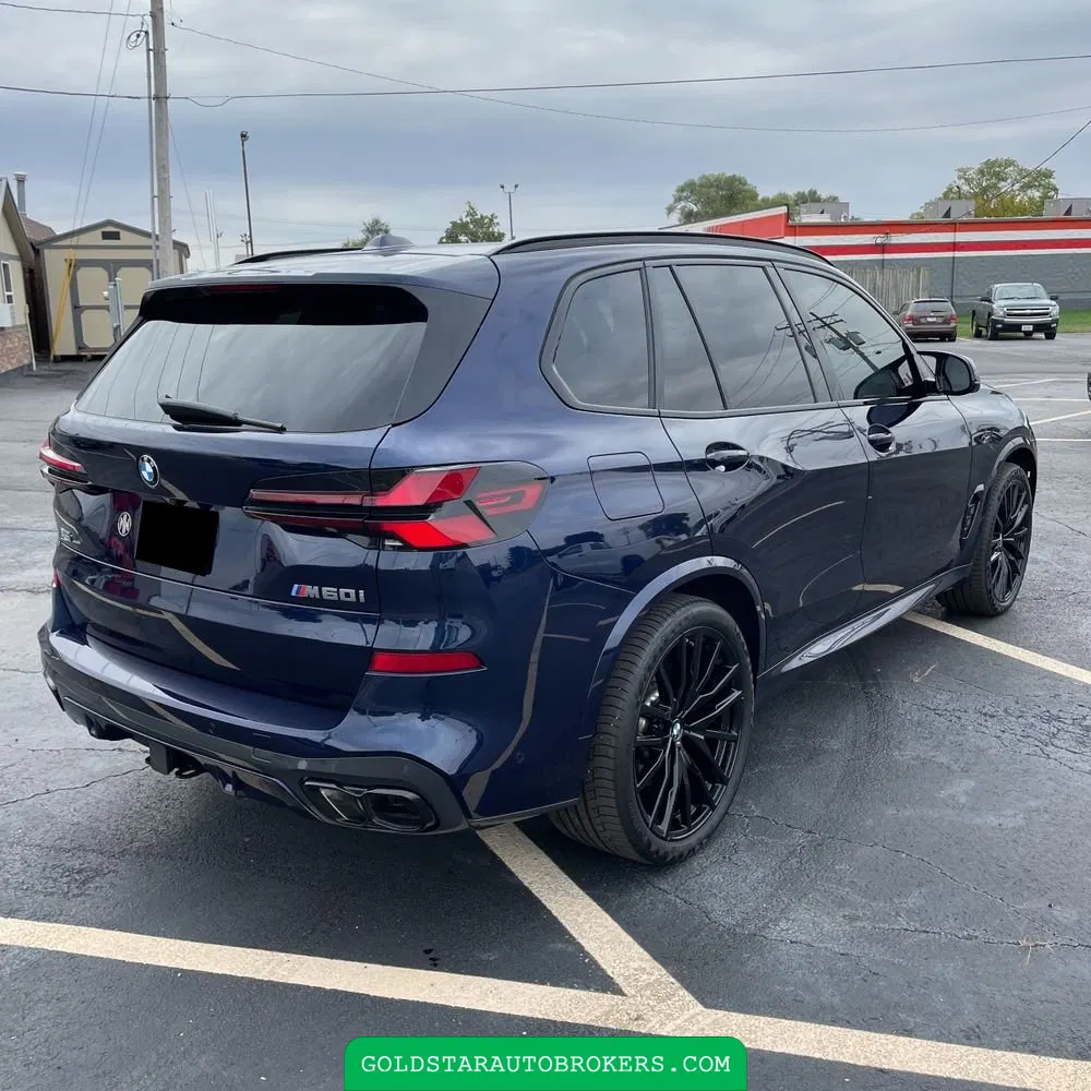 2024 BMW X5 M60i