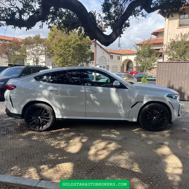 2024 BMW X6 XDrive40i