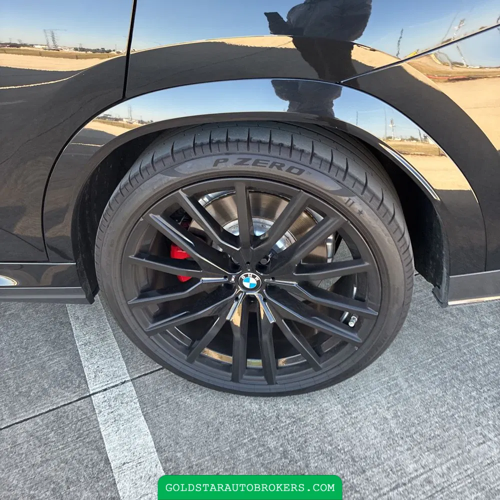 2025 BMW X6 M60i xDrive