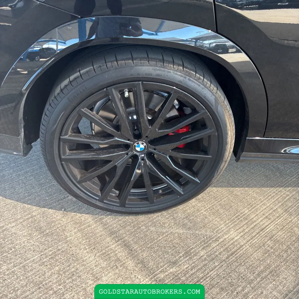 2025 BMW X6 M60i xDrive