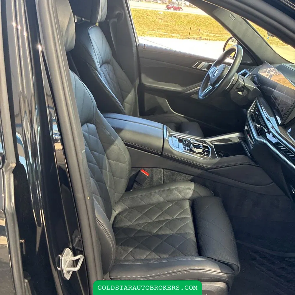 2025 BMW X6 M60i xDrive