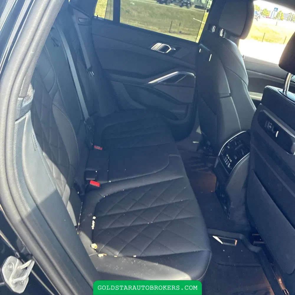 2025 BMW X6 M60i xDrive