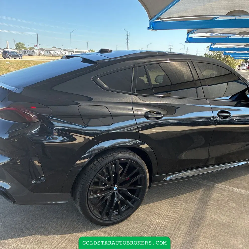 2025 BMW X6 M60i xDrive