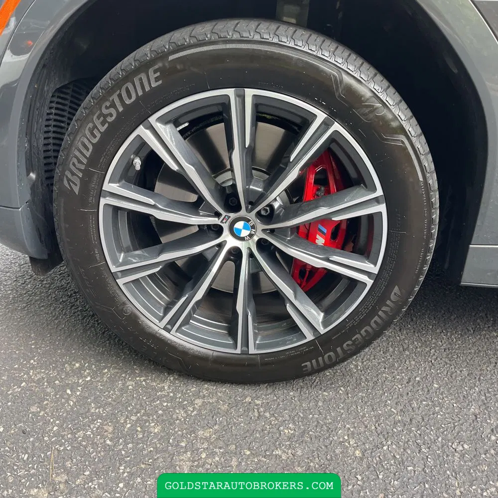 2024 BMW X6 M60i