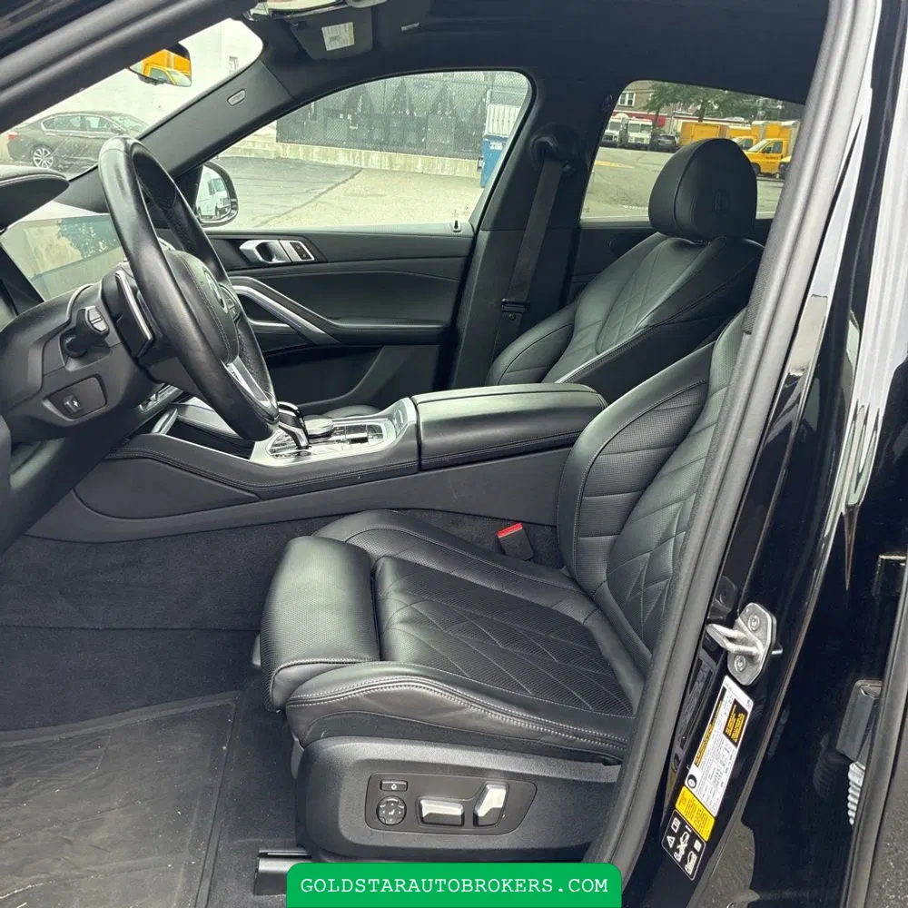 2023 BMW X6 XDrive40i