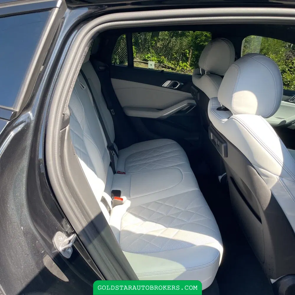2023 BMW X6 XDrive40i