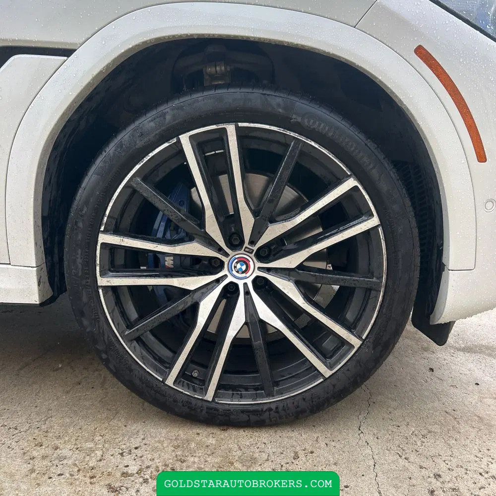 2023 BMW X6 M50i