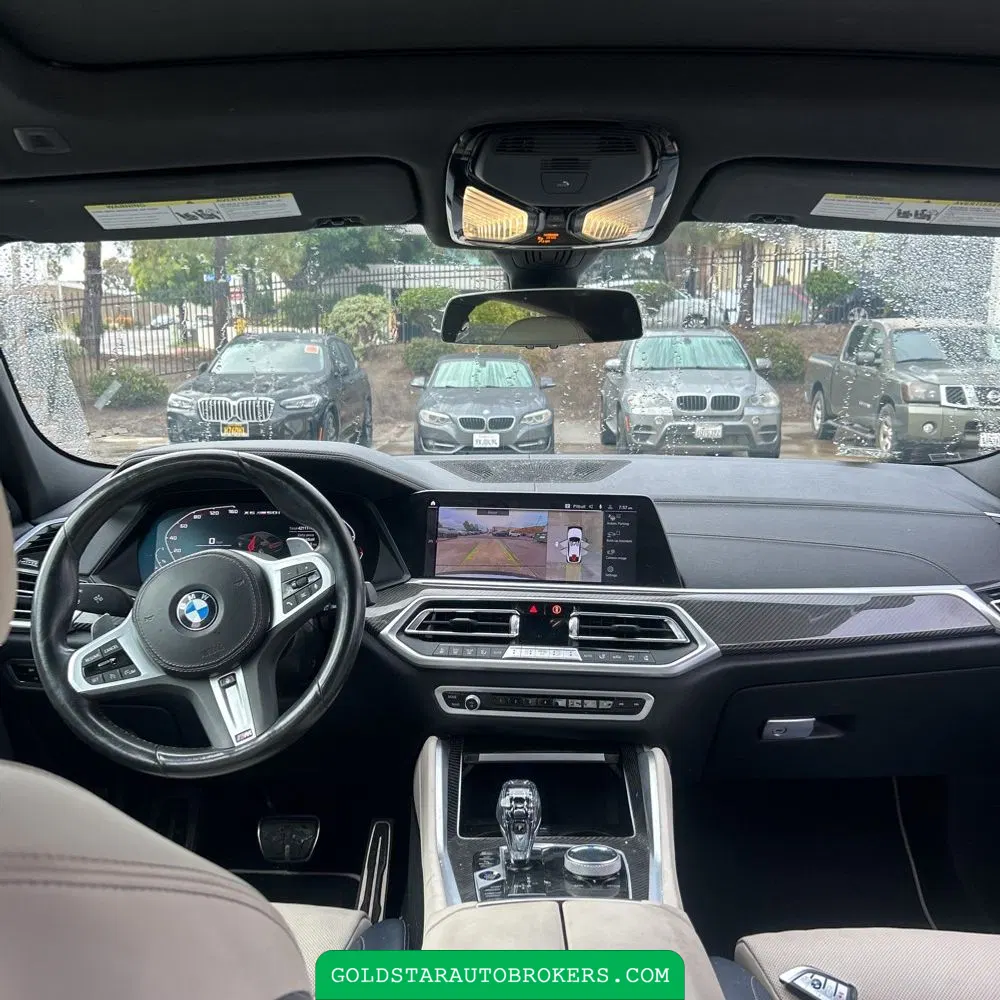 2023 BMW X6 M50i