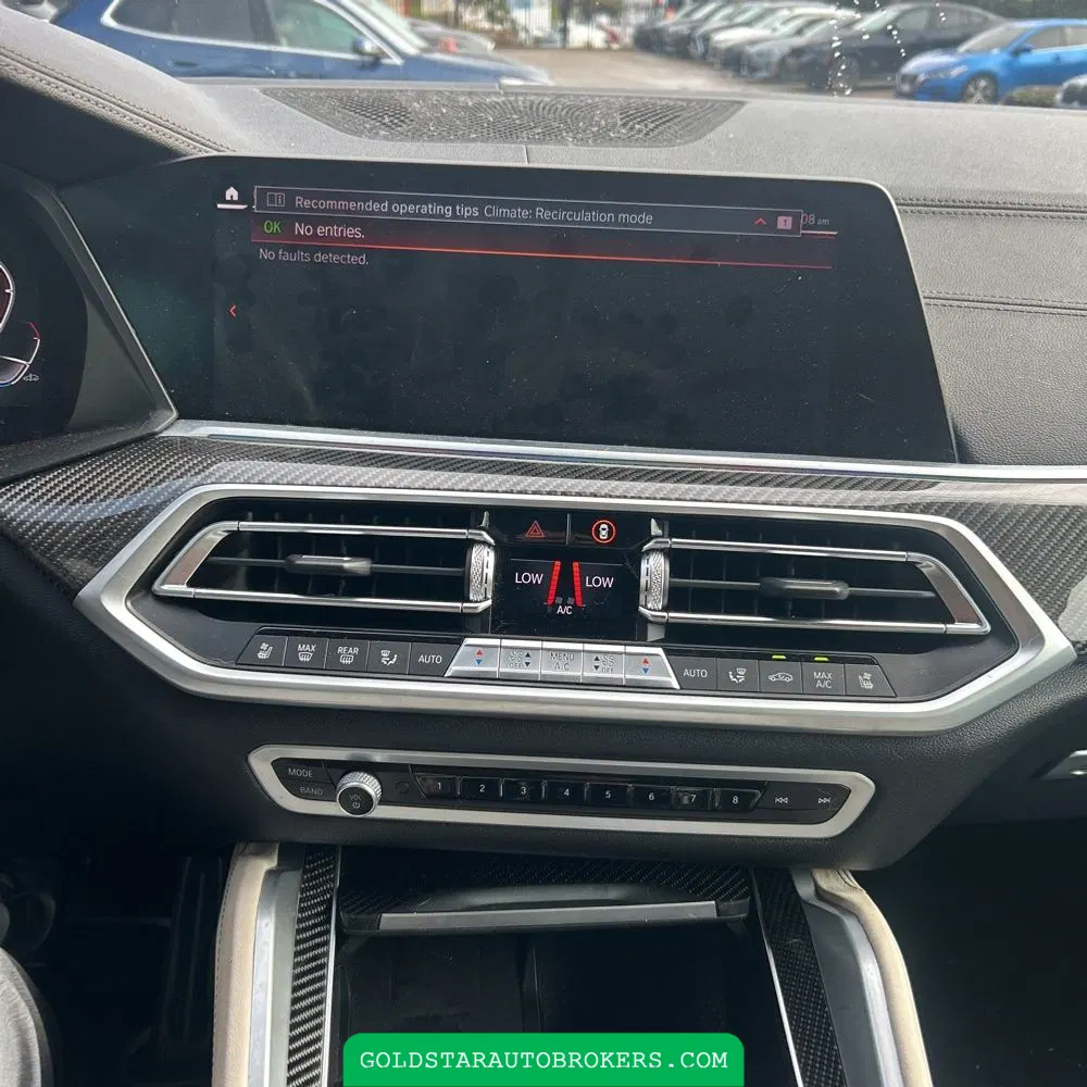 2023 BMW X6 M50i