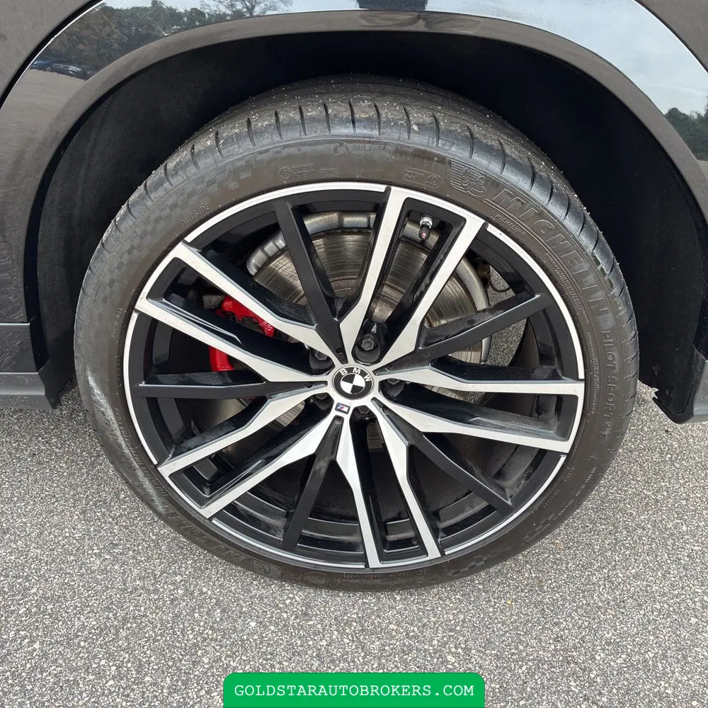 2022 BMW X6 M50i