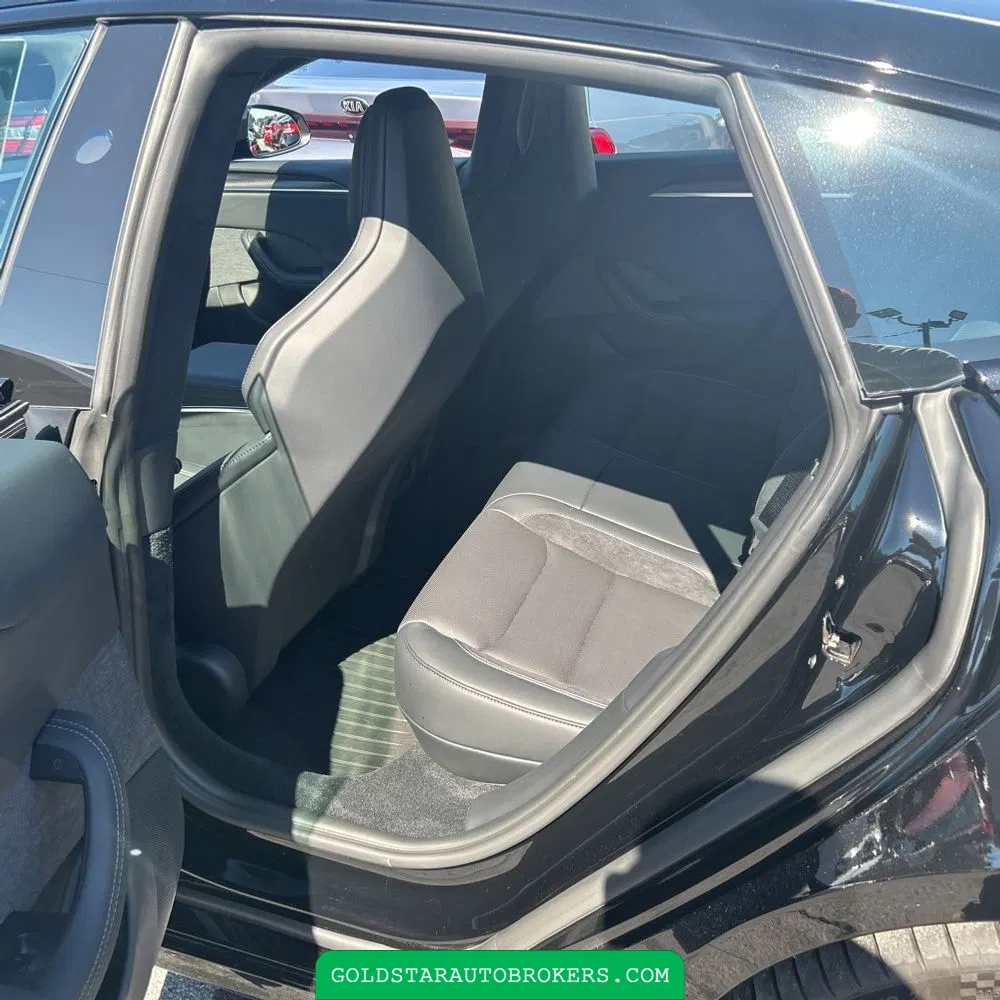 2025 Tesla Model S Plaid