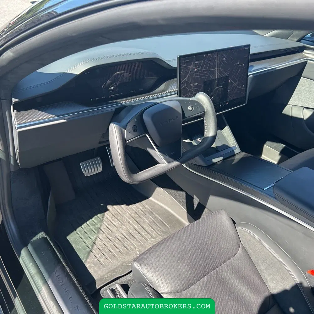 2025 Tesla Model S Plaid