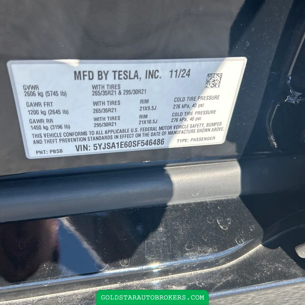 2025 Tesla Model S Plaid