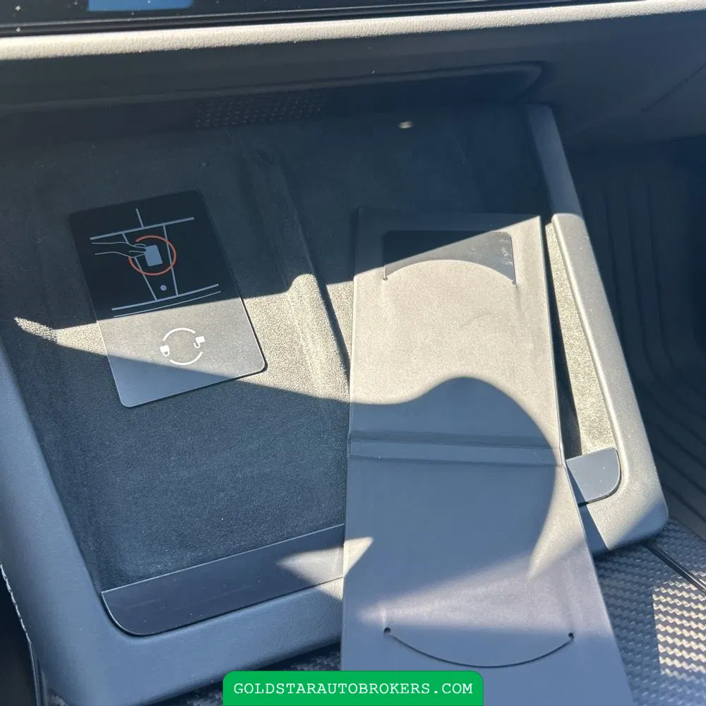 2025 Tesla Model S Plaid