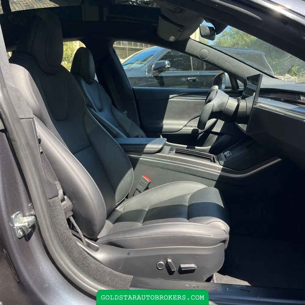 2021 Tesla Model S Plaid