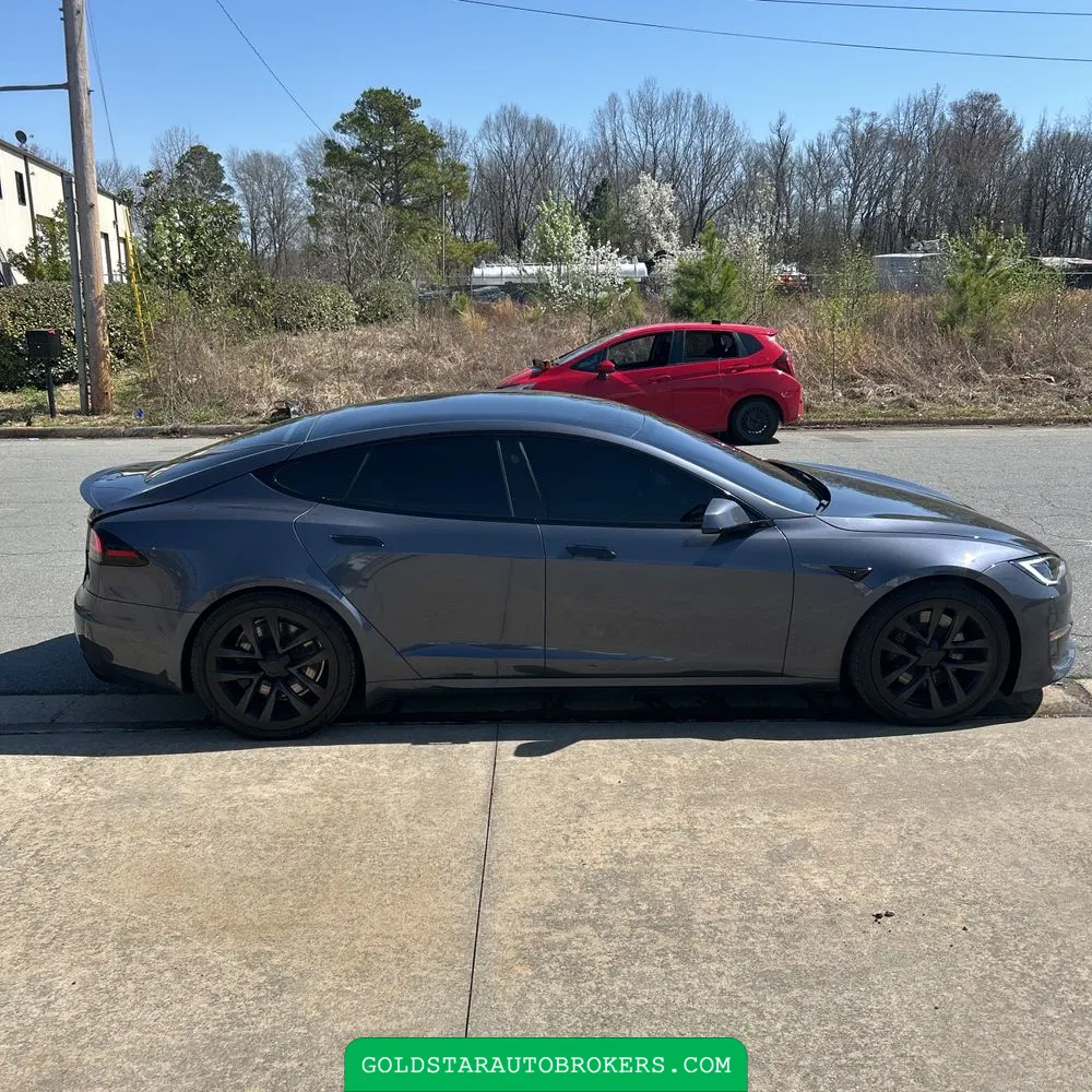 2022 Tesla Model S Plaid