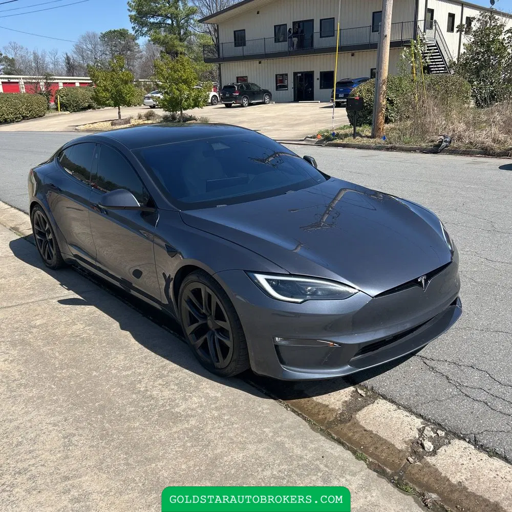 2022 Tesla Model S Plaid