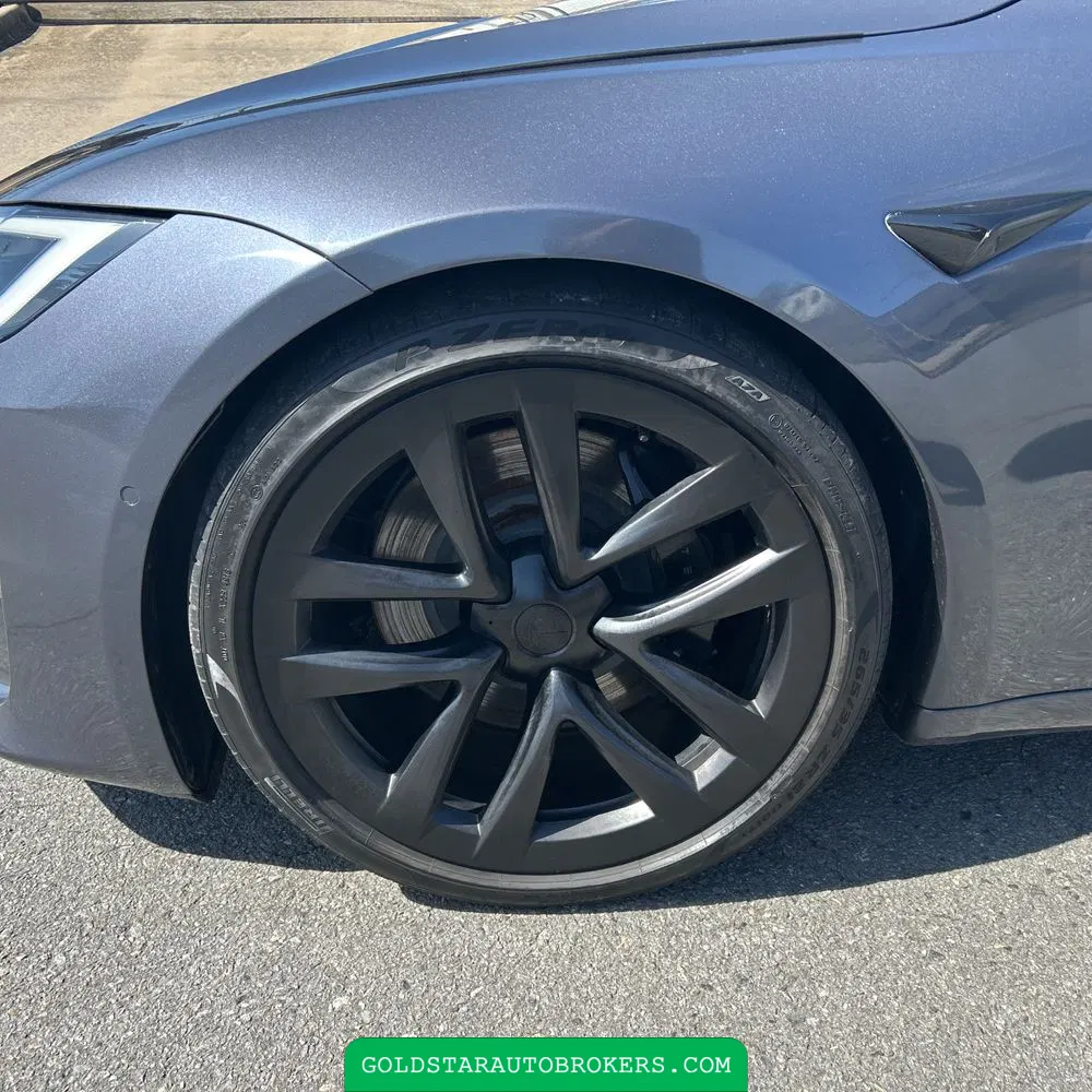 2022 Tesla Model S Plaid