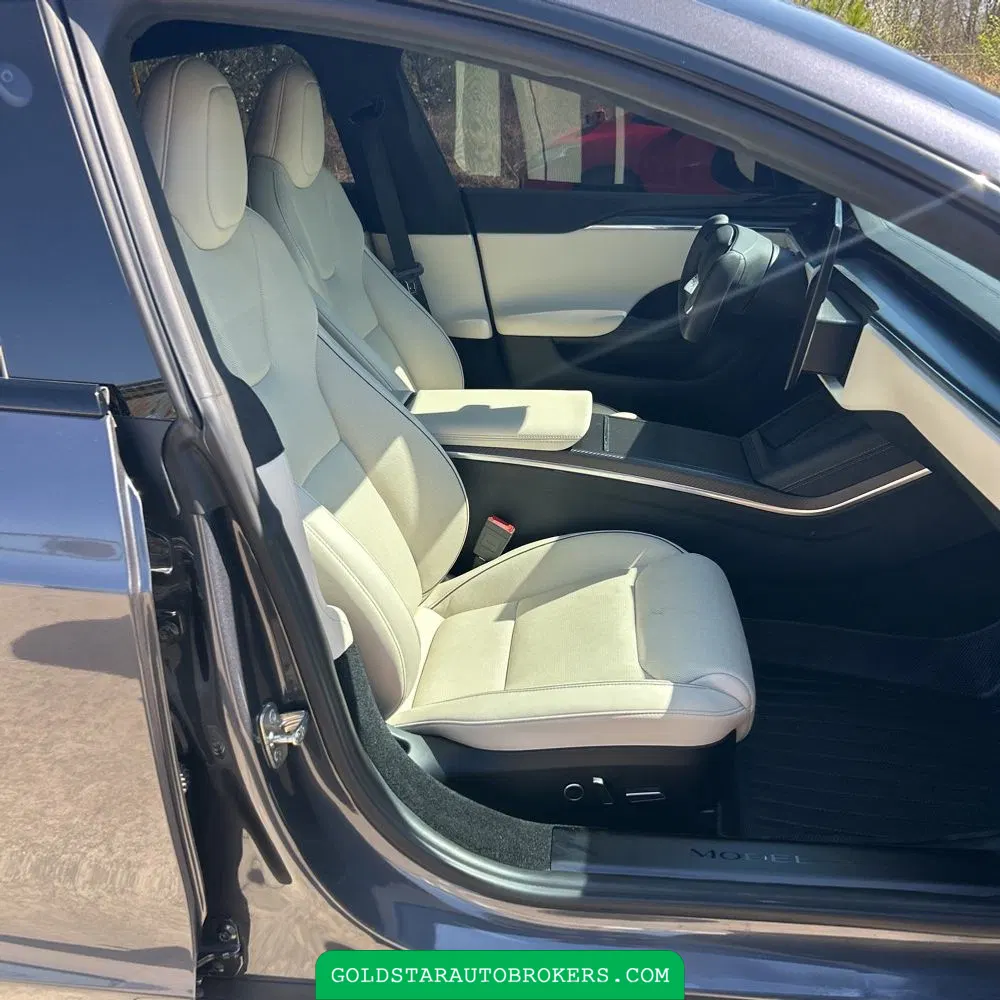2022 Tesla Model S Plaid