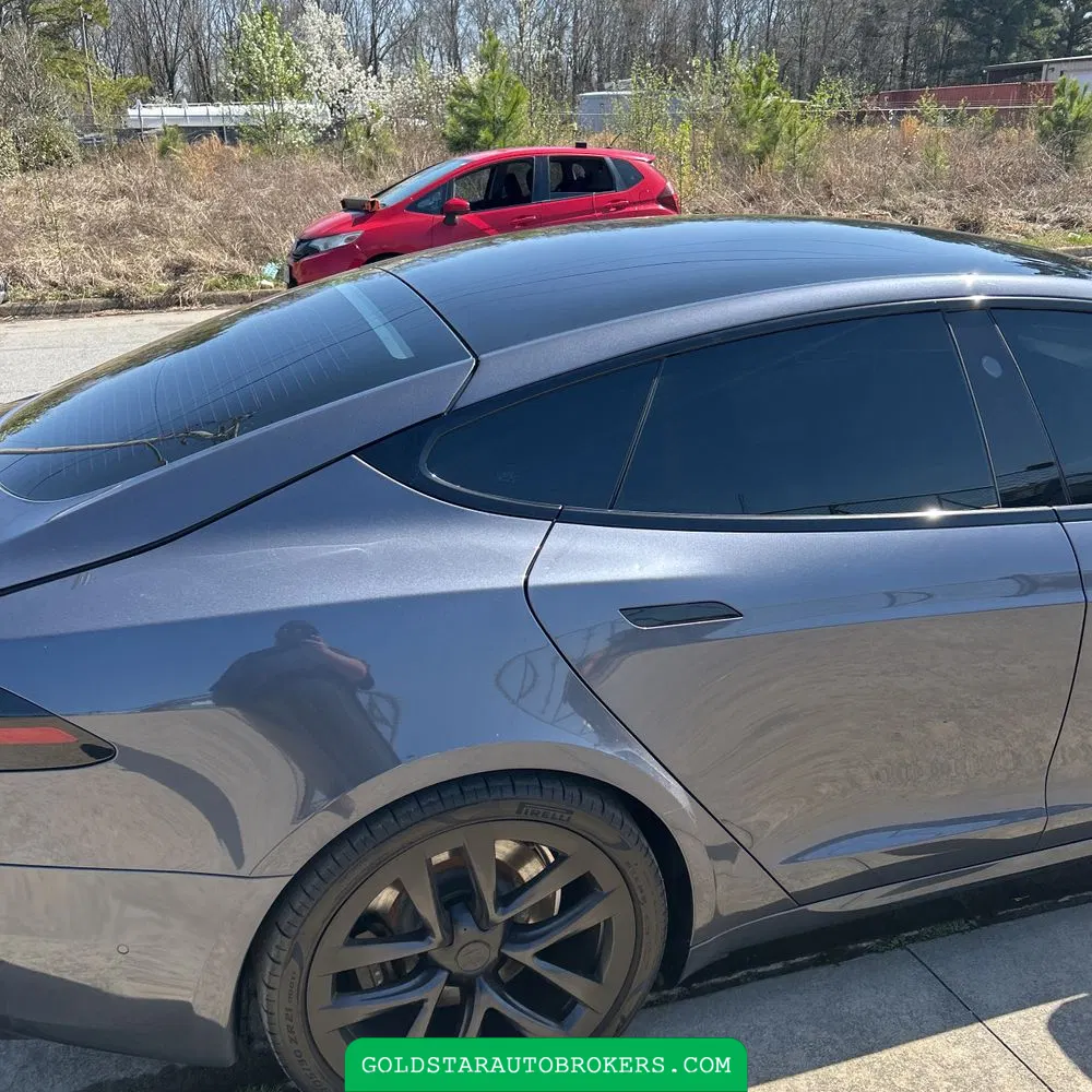 2022 Tesla Model S Plaid