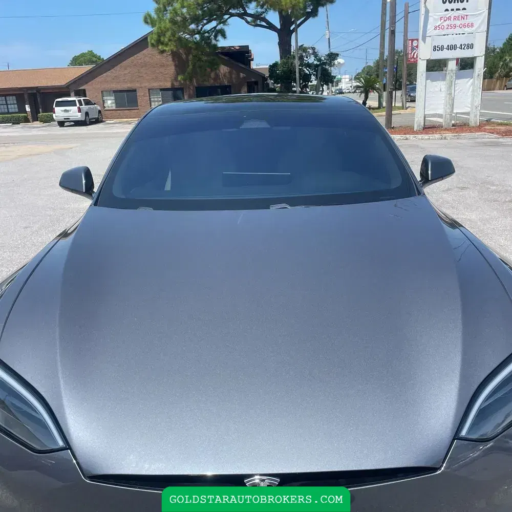 2022 Tesla Model S Plaid