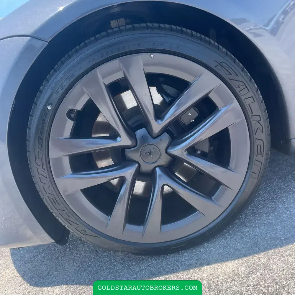 2022 Tesla Model S Plaid
