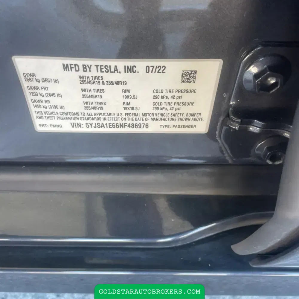 2022 Tesla Model S Plaid