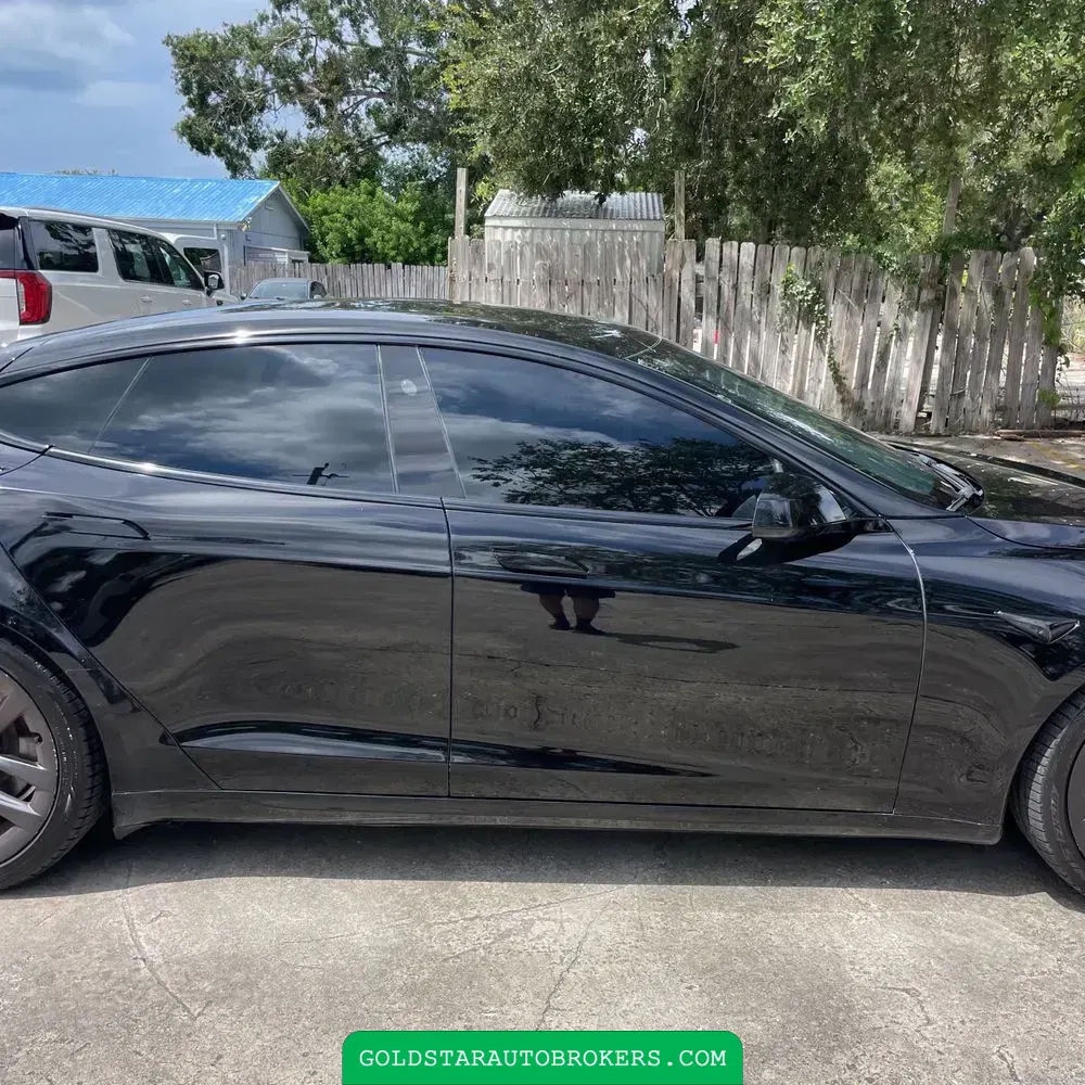 2021 Tesla Model S Plaid