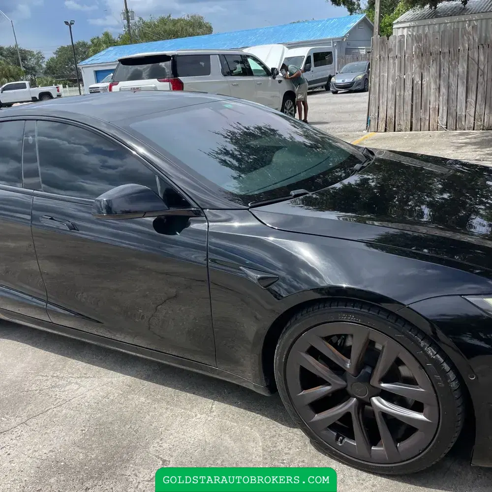 2021 Tesla Model S Plaid